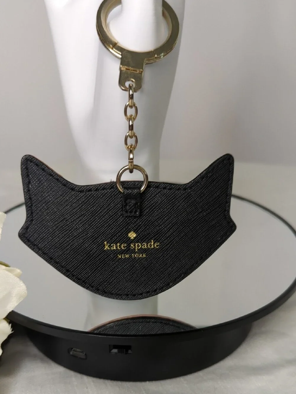 kate spade Black and Gold Cat Face Keychain Charm